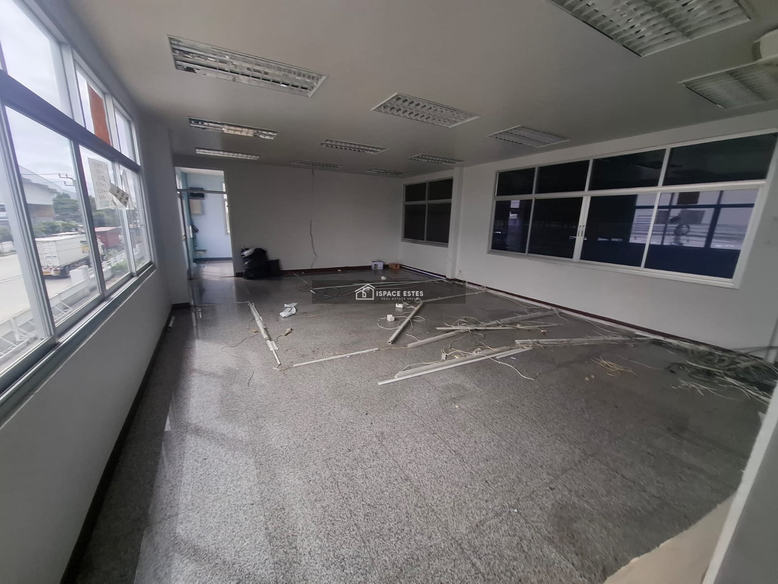 ให้เช่าโกดัง/โรงงาน พื้นที่สีม่วง ที่ดิน 6 ไร่+371.5 ตร.ว บางนา-ตราด กม.23 ขาออก