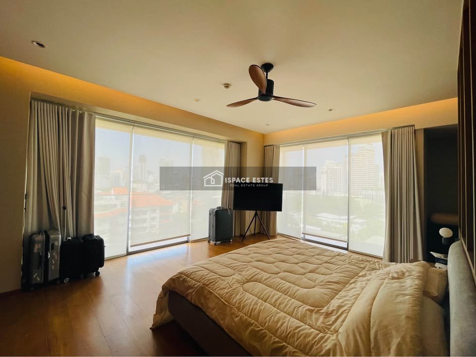 ขาย/ให้เช่า คอนโด Phassana Garden(พาสนา การ์เด้นท์) ชั้น 11 ขนาด 345 ตร.ม. 4 ห้องนอน , 4 ห้องน้ำ รีโนเวทตกแต่งใหม่สไตล์โมเดิร์น ใกล้ BTS เอกมัย